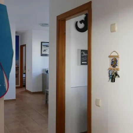 Sandy Toes Salty Kisses El Apartament