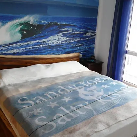 Sandy Toes Salty Kisses El Apartament *