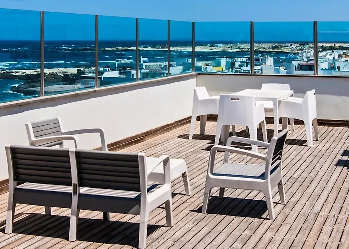 Sandy Toes Salty Kisses El